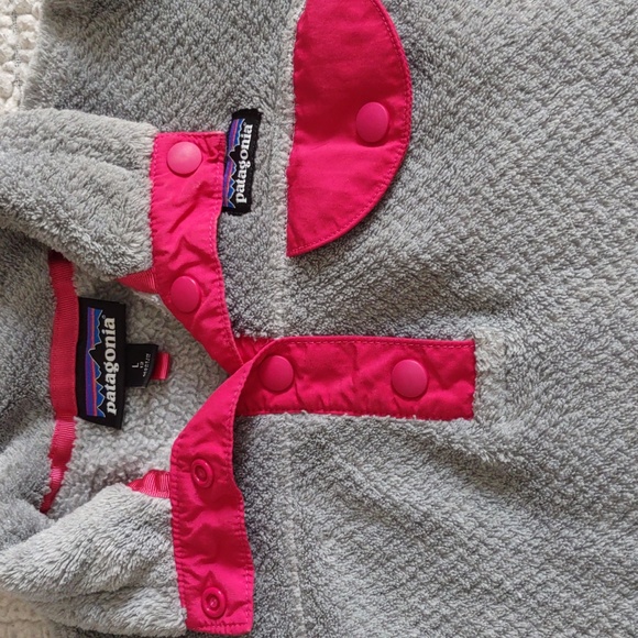 Patagonia Girl's Large(12) Pink Grey Re-Tool T-Snap Fleece Pullover Sweater - Picture 4 of 14